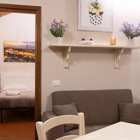 Apartment Private Garden Florence
