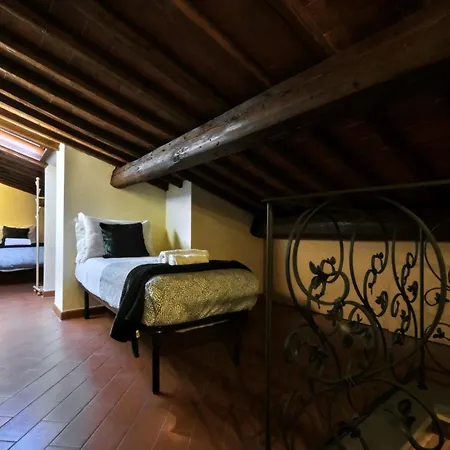 Wine Barbaresco Apartament Florencja