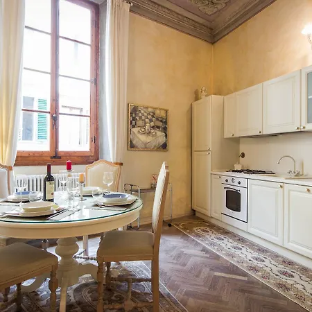 Ghibellina Balcony Apartment
