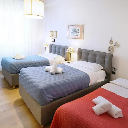 Arnolfhouse Apartment Florence