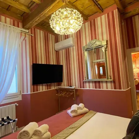 Toscanella Royal * Firenze