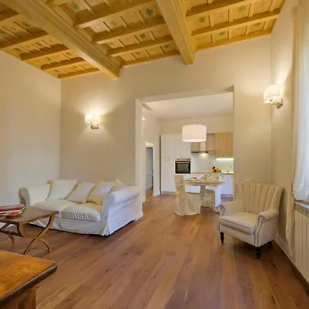 Duomo Exclusive Apartment