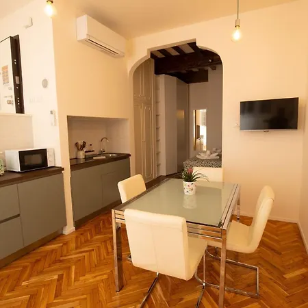 Bizze Santa Croce Флоренция