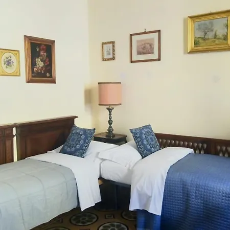 Apartament Nobility In The Heart Of Florence!