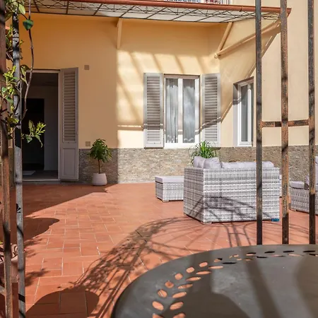 La Casa Di Liszt Daire Floransa