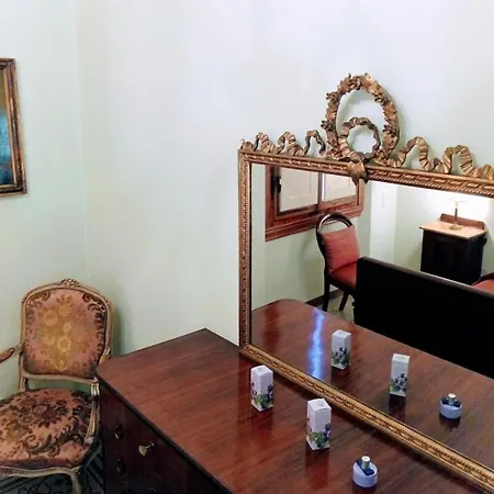 Nobility In The Heart Of Florence! Apartament *