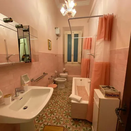 Nobility In The Heart Of Florence! Apartament Florencja