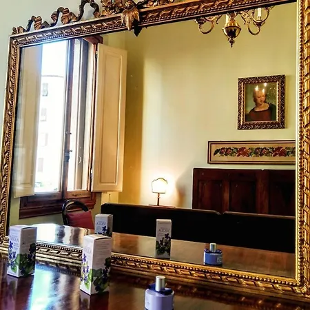 Nobility In The Heart Of Florence! Florencja