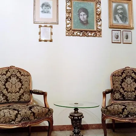 Apartament Nobility In The Heart Of Florence!