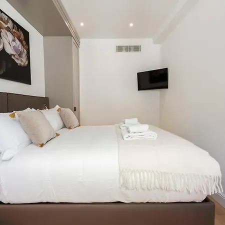 Apartment Lvl By Mmega Florence