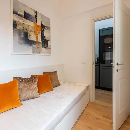 Apartment Lvl By Mmega Florence