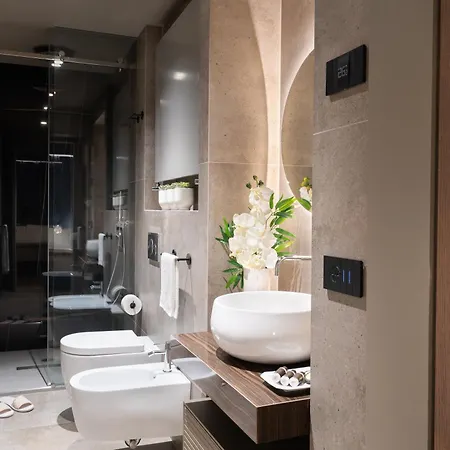 Arts & Crafts Luxury * Florence