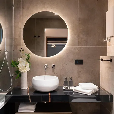 Arts & Crafts Luxury Bed & Breakfast Florence