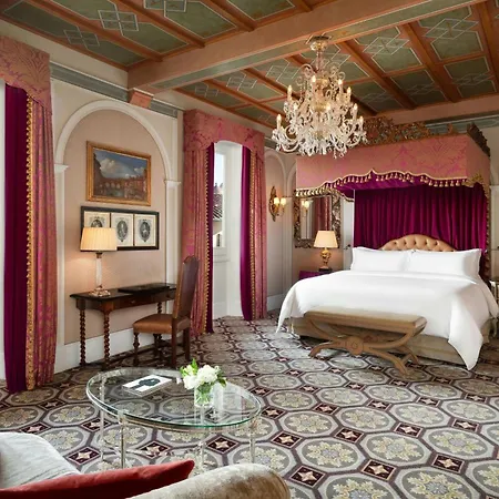 Hotel The St. Regis