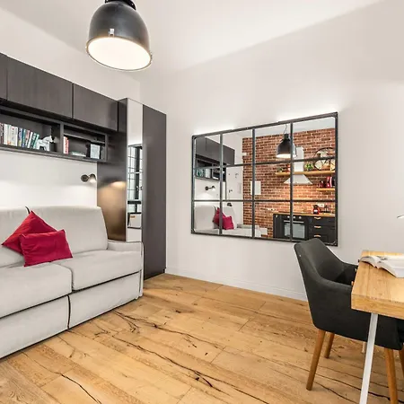 Exclusive Design Apartment *