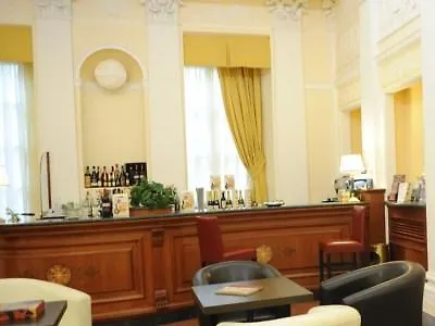 Hotel California 4*