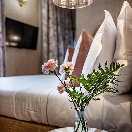 Duomo Hotel 3*