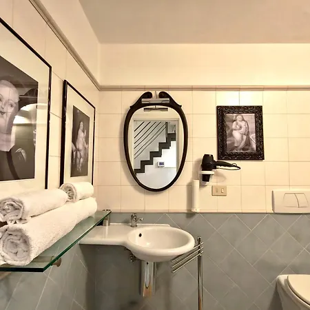 Chic Mamma Luxury Loft *