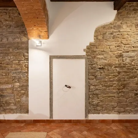 Keys Of Italy - San Frediano 38 - Monolocale Silenzioso In Oltrarno
