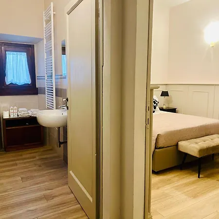 Cozy Room With Ensuite & Outdoor Space Guest house *
