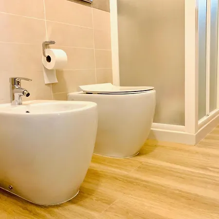 Cozy Room With Ensuite & Outdoor Space Guest house