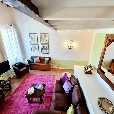 Apartment Iris Di Firenze- 3 Colorate Tra La Stazione E Il Duomo Florence