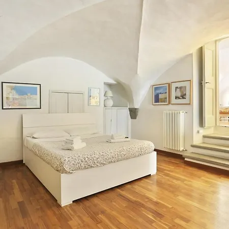 Historic Loft In The Heart Of Florence