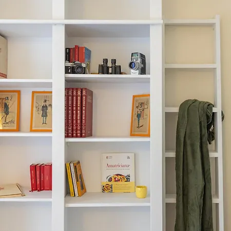 Florence- The Vintage Nook Apartment
