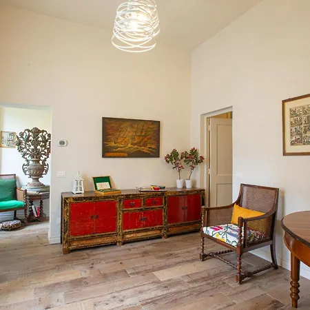 Apartment Florence- The Vintage Nook *