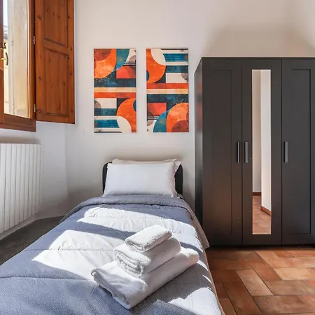 Appartamento Vigna Nuova First Floor *
