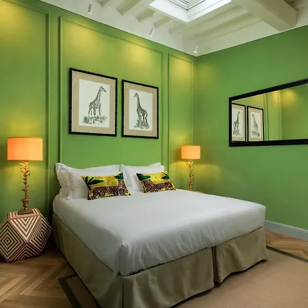 Enchanting Penthouse With A Breathtaking 360 Degrees Panoramic View In The Heart Of Apartment