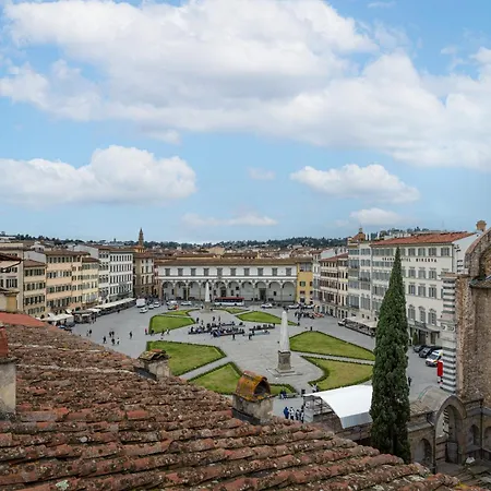 Via Avelli, 4 - Charming - Attico Al 5to Piano Senza Ascensore Vicino Stazione Con Terrazza Con Vista Santa Maria Novella