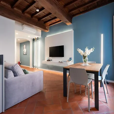 Διαμέρισμα Keys Of Italy - Vigna 8 Blu- Newly Renovated Elegant 2 Bedr - Great Location In Φλωρεντία