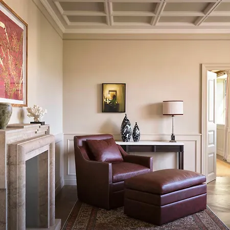 Hotel Collegio Querce, Collection