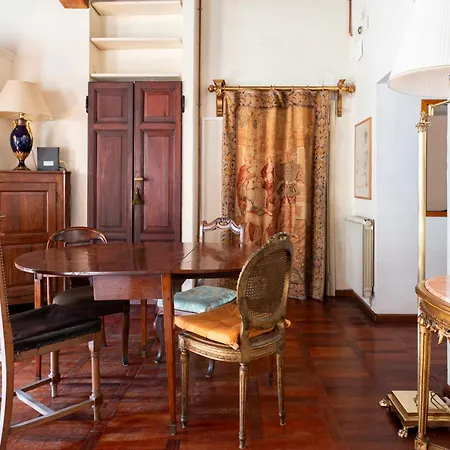 Caravaggio House 2 Private Nell'oltrarno Artistico Daire Floransa