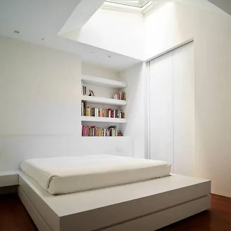 Apartament 750 Eur - Unique Design 4 Bed Apartment *