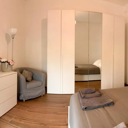 Modern Renovated Near Center & Transit Florencia