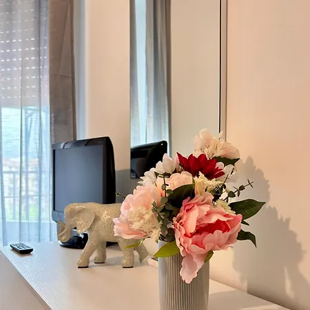 Modern Renovated Near Center & Transit * Florencia