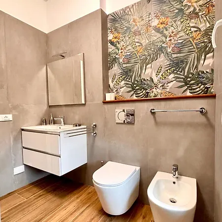 Modern Renovated Near Center & Transit Apartamento *