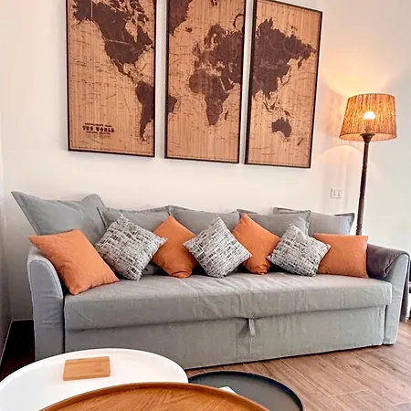 Modern Renovated Near Center & Transit Apartamento *