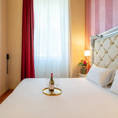 ゲストハウス Residenza Conte Di Cavour & Rooftop 2*