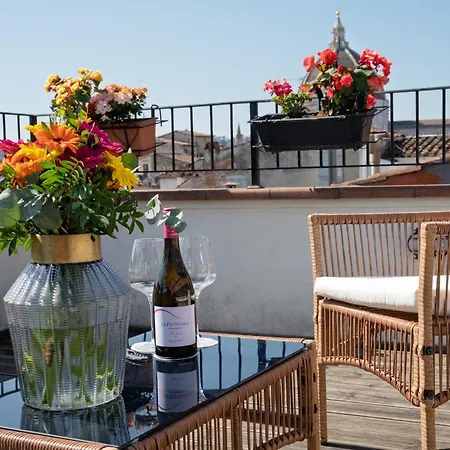 Residenza Conte Di Cavour & Rooftop ゲストハウス 2*
