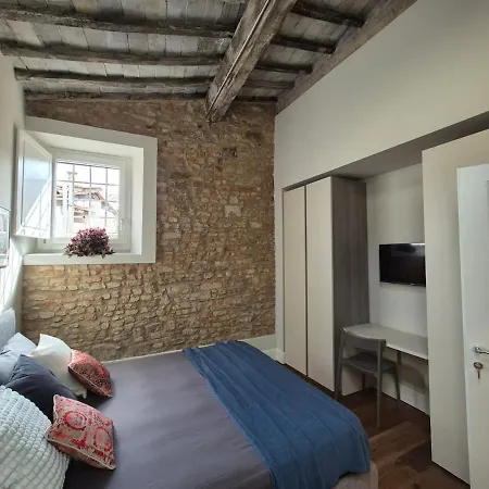 Апартаменты Il Parione Luxury With View,