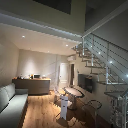 Appartamento Casa Cialdini 14 *