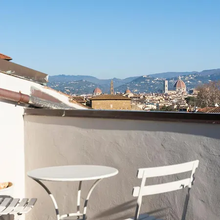 Florence- Heaven's Touch Penthouse Daire *