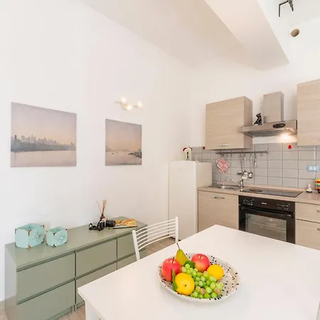 Apartment Urban Nest At Leopolda & Fortezza Florence
