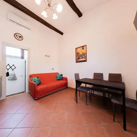 1000 Mt Far From Center - Dimora Leopolda Apartment Florence