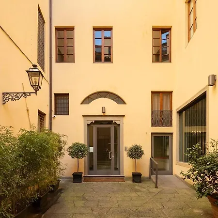 Apartment Keys Of Italy - Monalda Tot - Amazing 2 Apts