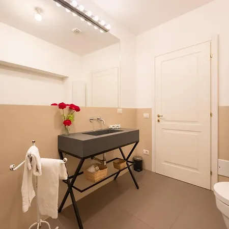 Keys Of Italy - Monalda Tot - Amazing 2 Apts Apartment *