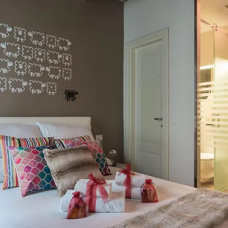 Apartment Rose - Santo Spirito District Florence